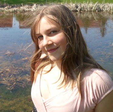 Emilie Schmidt Photo 11