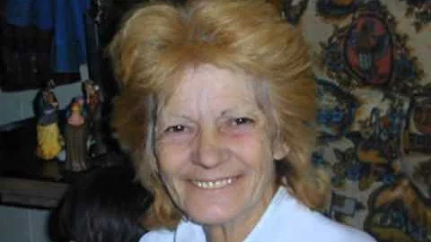 Darlene Hughes Photo 32