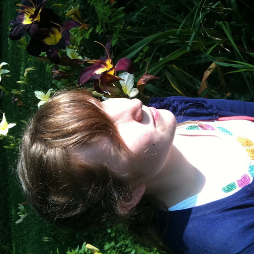 Audrey Edwards Photo 11