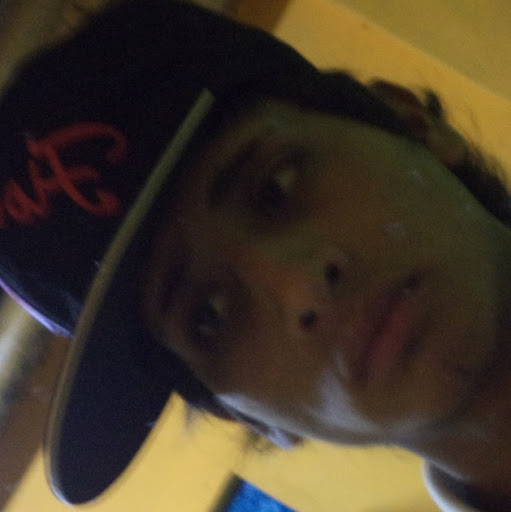 Henry Lozano Photo 16