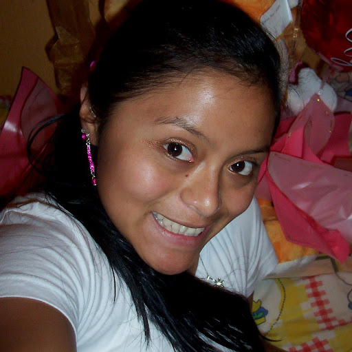 Mari Gomez Photo 9