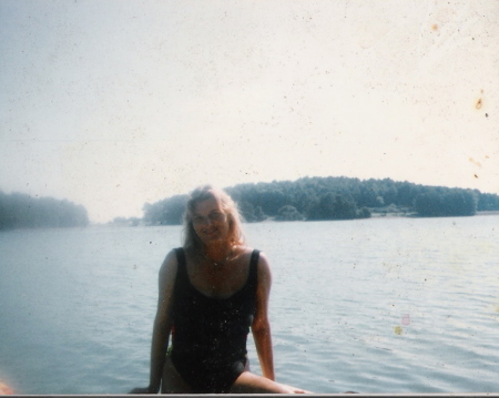 Tracey Brock Photo 14