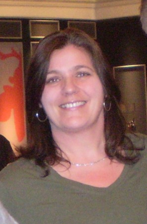 Jennifer Logan Photo 13