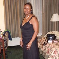 Daphne Sutton Photo 3