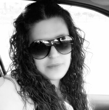 Tara Gomez Photo 13