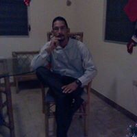 Robert Heredia Photo 7