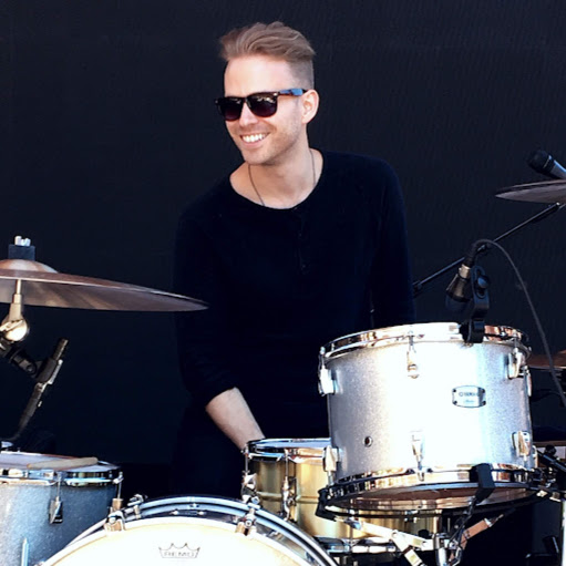 Ian Oneill Photo 8