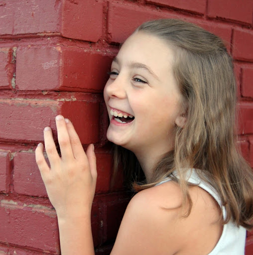 Tori Baker Photo 13