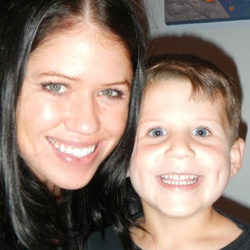 Erin Emery Photo 10
