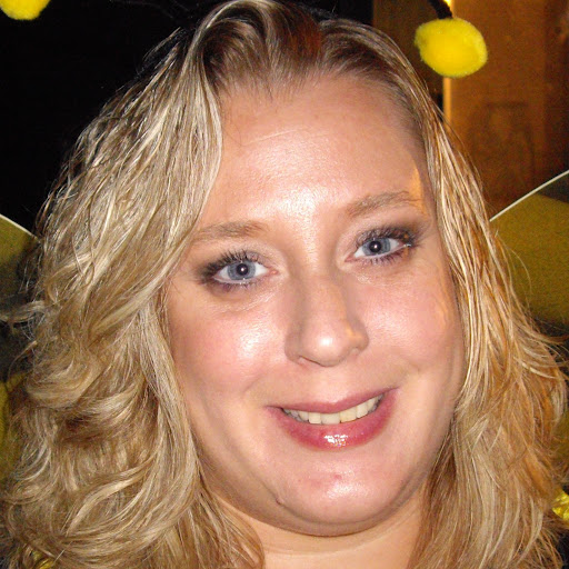 Heather Stapleton Photo 15