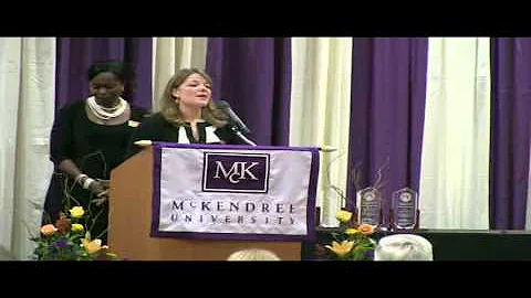Bernadette Pettit Photo 12