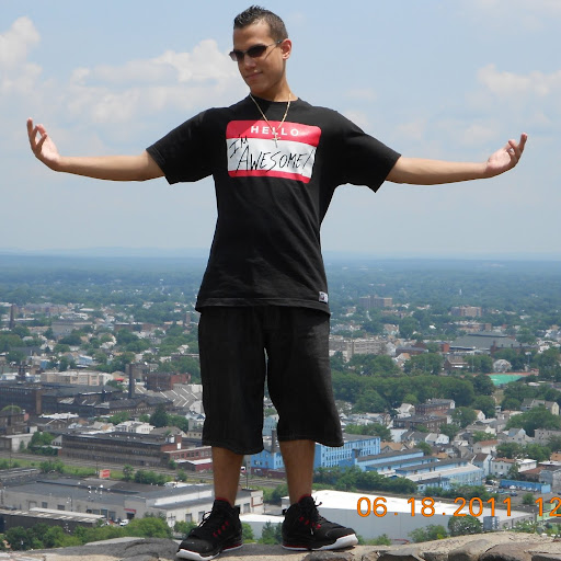 Gino Rodriguez Photo 10