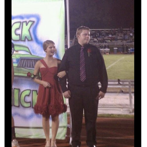 Hunter Davis Photo 14