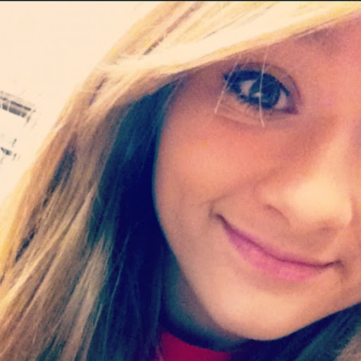 Alex Hill Photo 17
