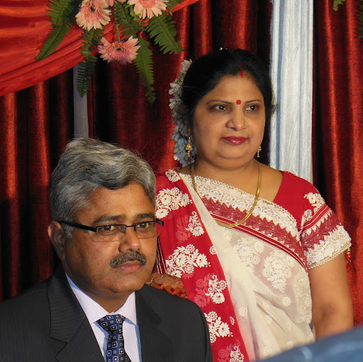 Meena Srivastava Photo 15