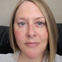 Julie Buchan Photo 4