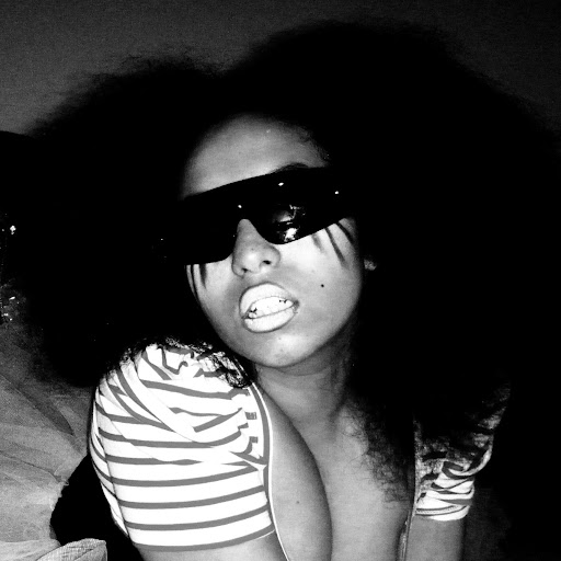 Tiffany Matthews Photo 10