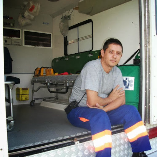 Carlos Tobias Photo 11