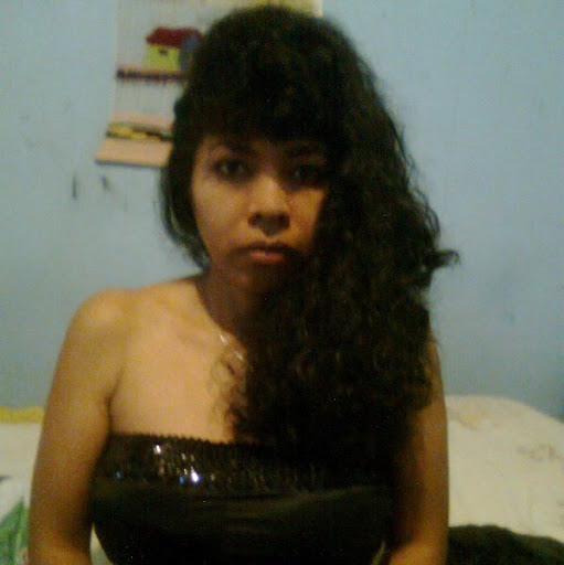 Esther Lozano Photo 10