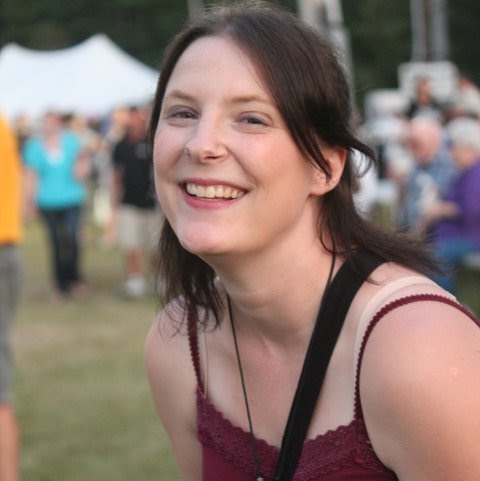 Laura Morin Photo 16