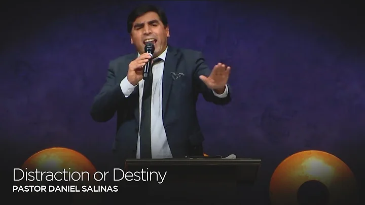 Daniel Salinas Photo 43