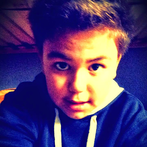 Dylan Hayes Photo 8
