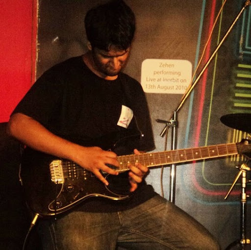 Rohit Deshpande Photo 14