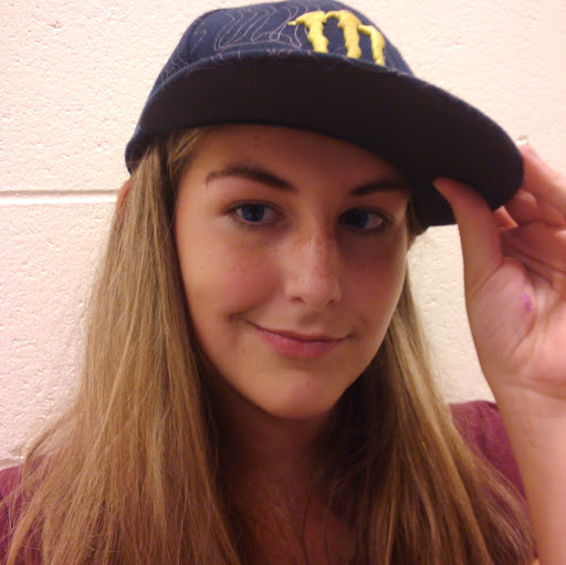 Shelby Lawrence Photo 11
