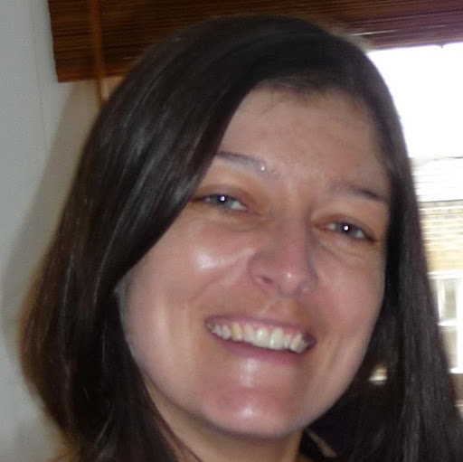 Caroline Bishop Photo 11