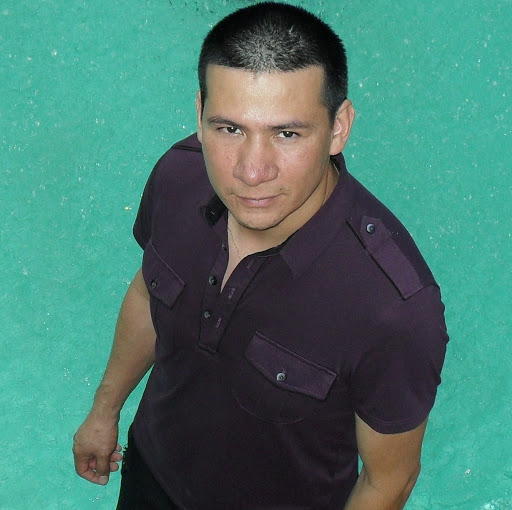 Reynaldo Segovia Photo 9