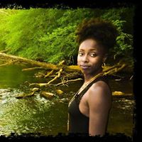 Ashley Robinson Photo 5