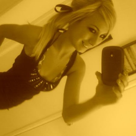 Megan Costa Photo 15