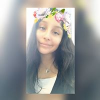 Astrid Acosta Photo 6