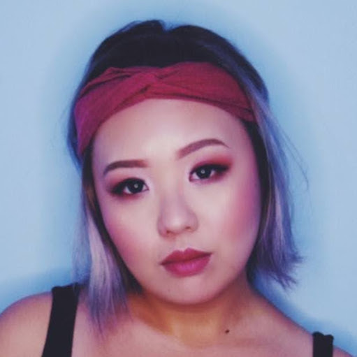 Yvonne Lee Photo 16