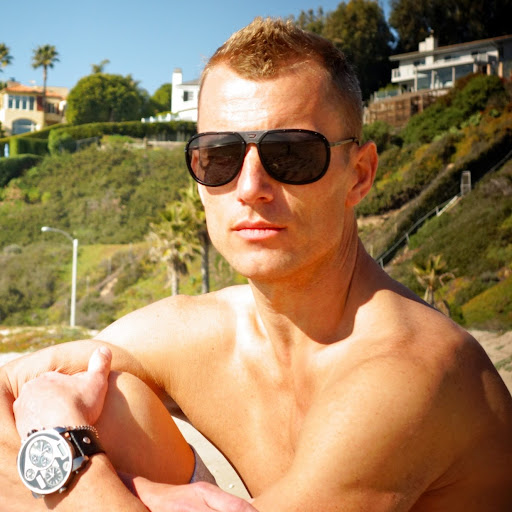 Andrew Atherton Photo 9
