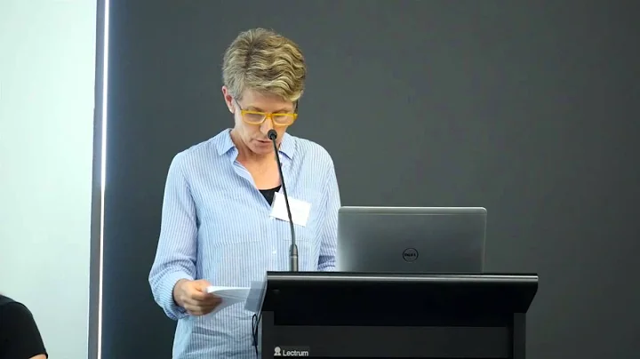 Jane Hutchison Photo 27