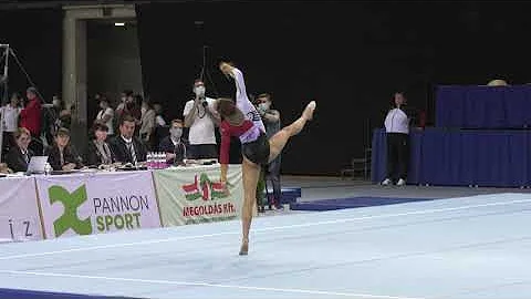 Lisa Zimmermann Photo 32