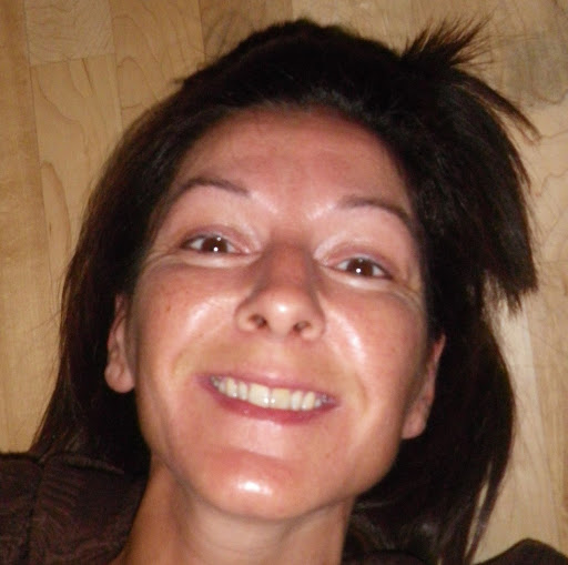Angela Lawrence Photo 11