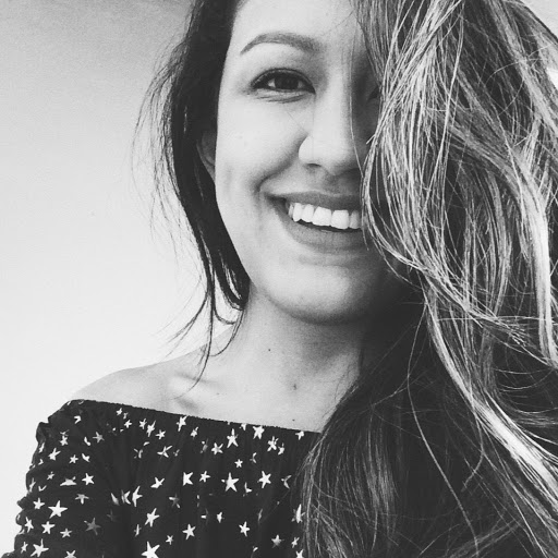 Isabella Teixeira Photo 15