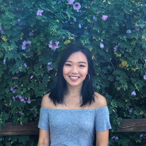 Julie Huang Photo 13