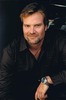 Robert Wylie Photo 33
