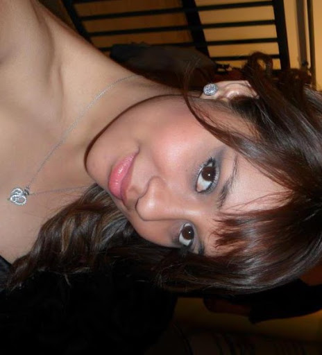 Erika Barron Photo 15