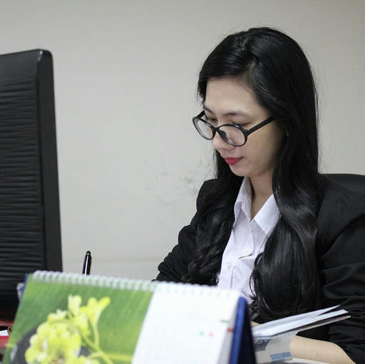 Cherry Nguyen Photo 13