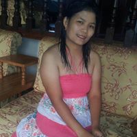 Angie Rosales Photo 7