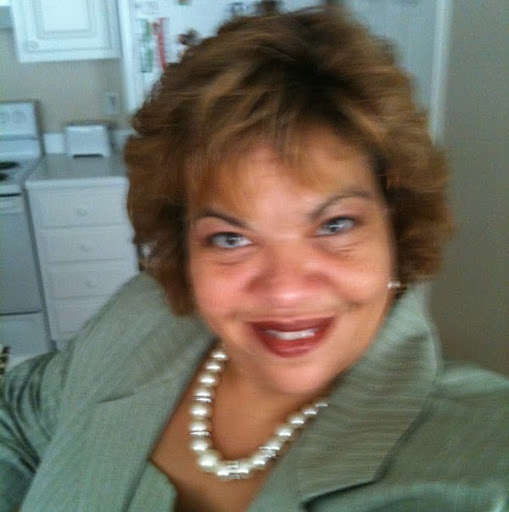 Ruth Oyola Photo 5