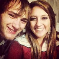 Courtney Carlson Photo 4