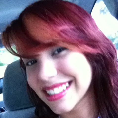 Melanie Roman Photo 13