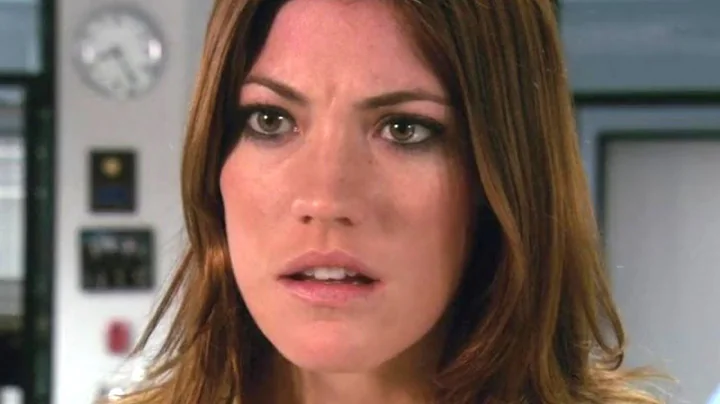 Jennifer Dexter Photo 28