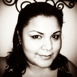 Erika Barron Photo 16