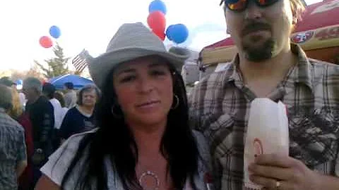 Amy Clemens Photo 32